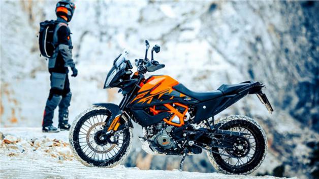 KTM 390 Adventure Spoked Wheels: Με 44 ίππους και χωμάτινους τροχούς. 